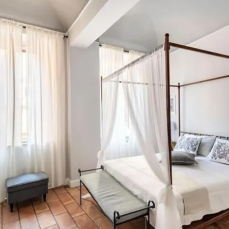 Apartment Domus Paolina Arenula *